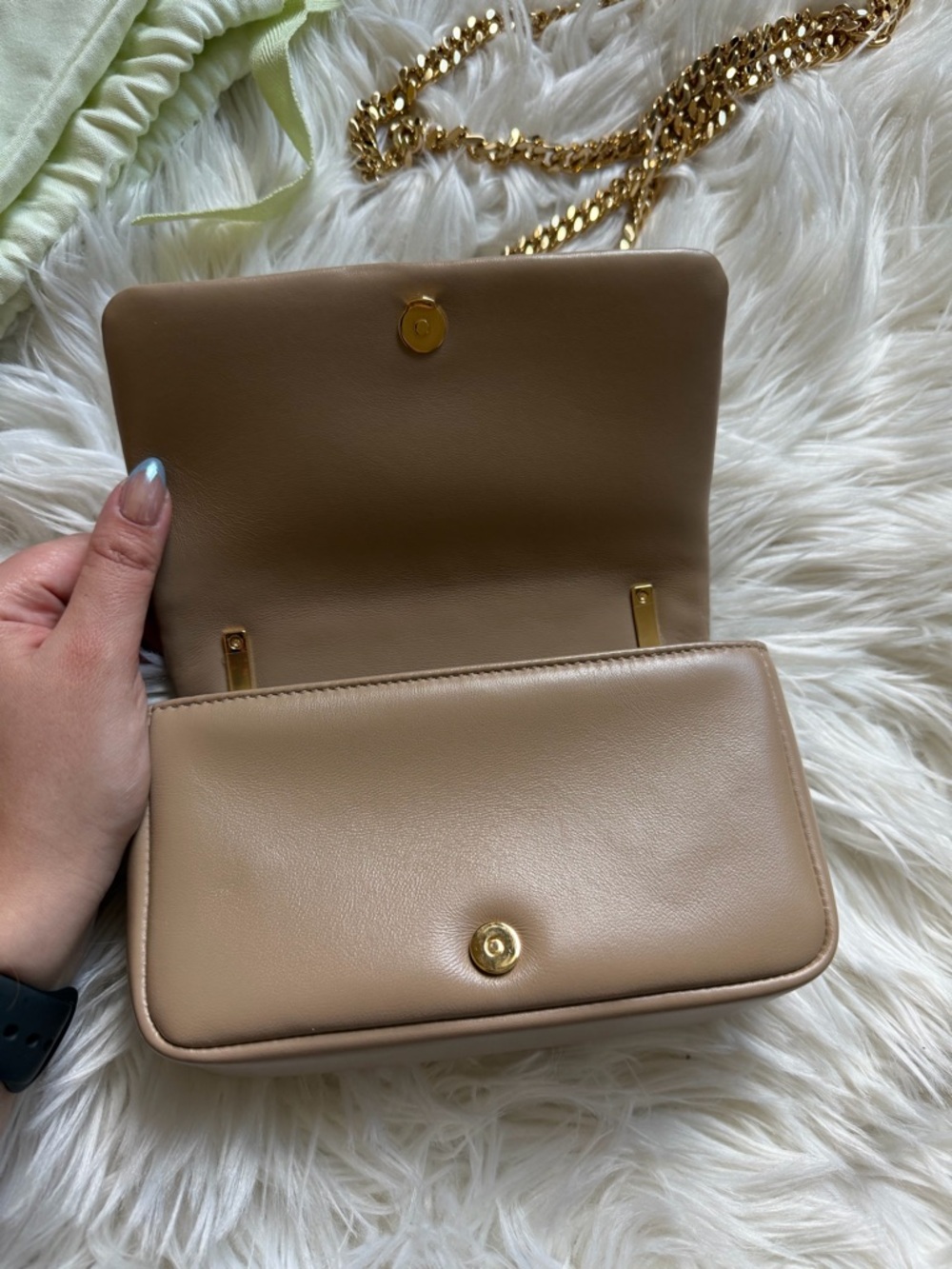 Burberry leather chain cross body bag - Picture 6 of 16